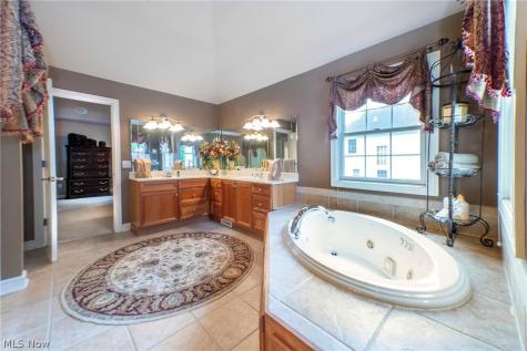 6315 Williams Drive Broadview Heights OH 44147