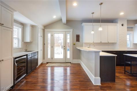 1339 Edanola Avenue Lakewood OH 44107