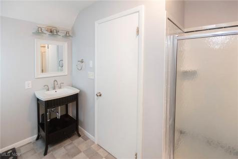 1339 Edanola Avenue Lakewood OH 44107