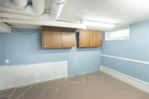 1339 Edanola Avenue Lakewood OH 44107