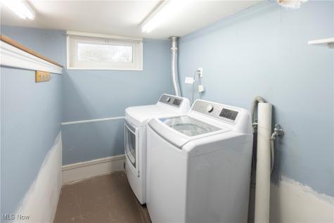 1339 Edanola Avenue Lakewood OH 44107