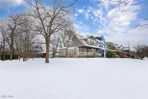 1339 Edanola Avenue Lakewood OH 44107