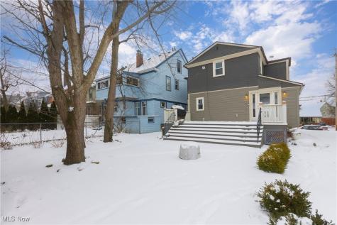 1339 Edanola Avenue Lakewood OH 44107