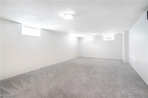 10185 Chesterfield Drive Parma Heights OH 44130