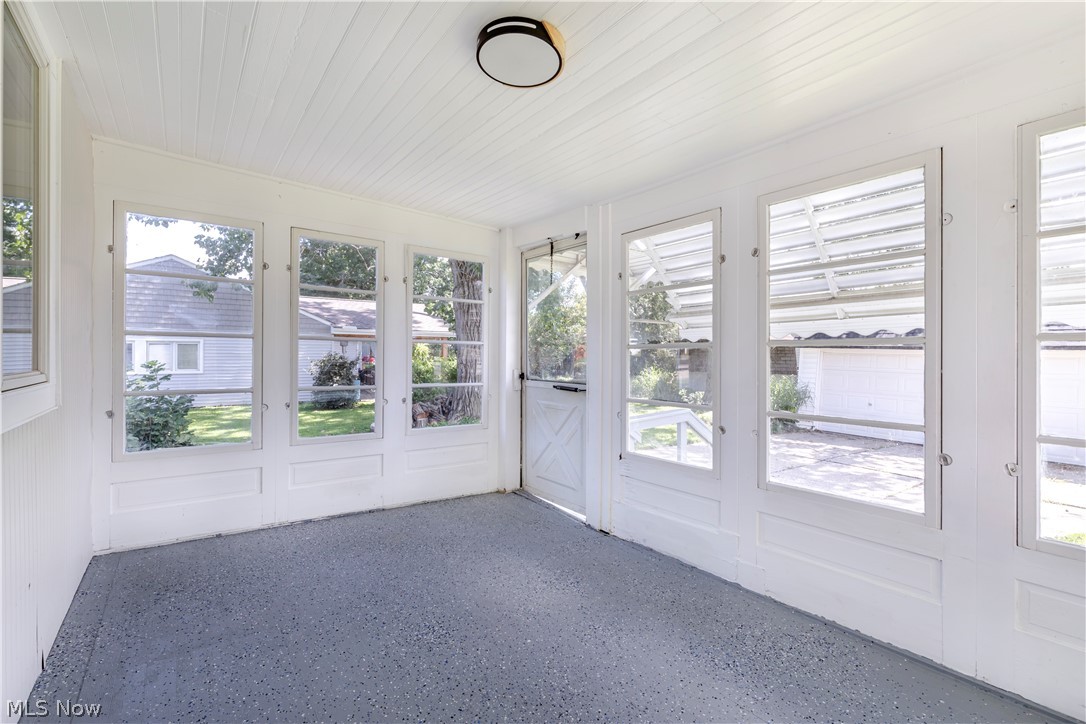 10185 Chesterfield Drive Parma Heights OH 44130
