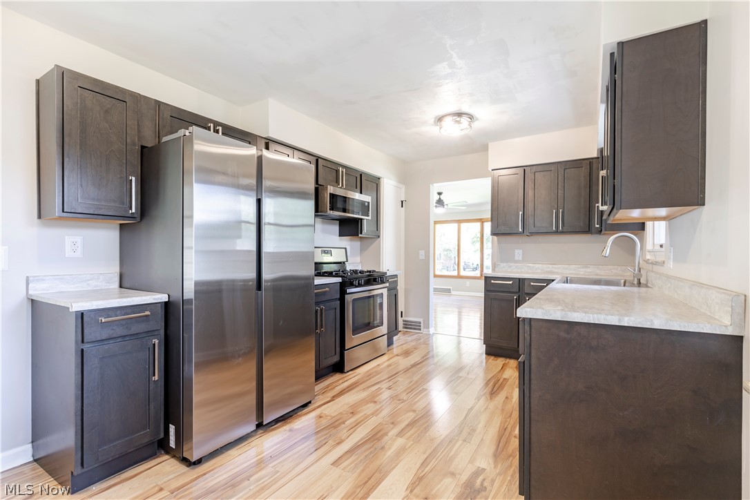 10185 Chesterfield Drive Parma Heights OH 44130