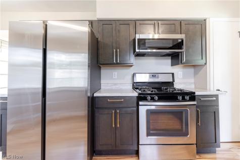 10185 Chesterfield Drive Parma Heights OH 44130