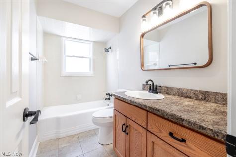 10185 Chesterfield Drive Parma Heights OH 44130
