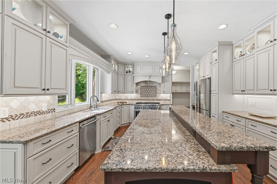 9305 Roryanna Drive Chardon OH 44024