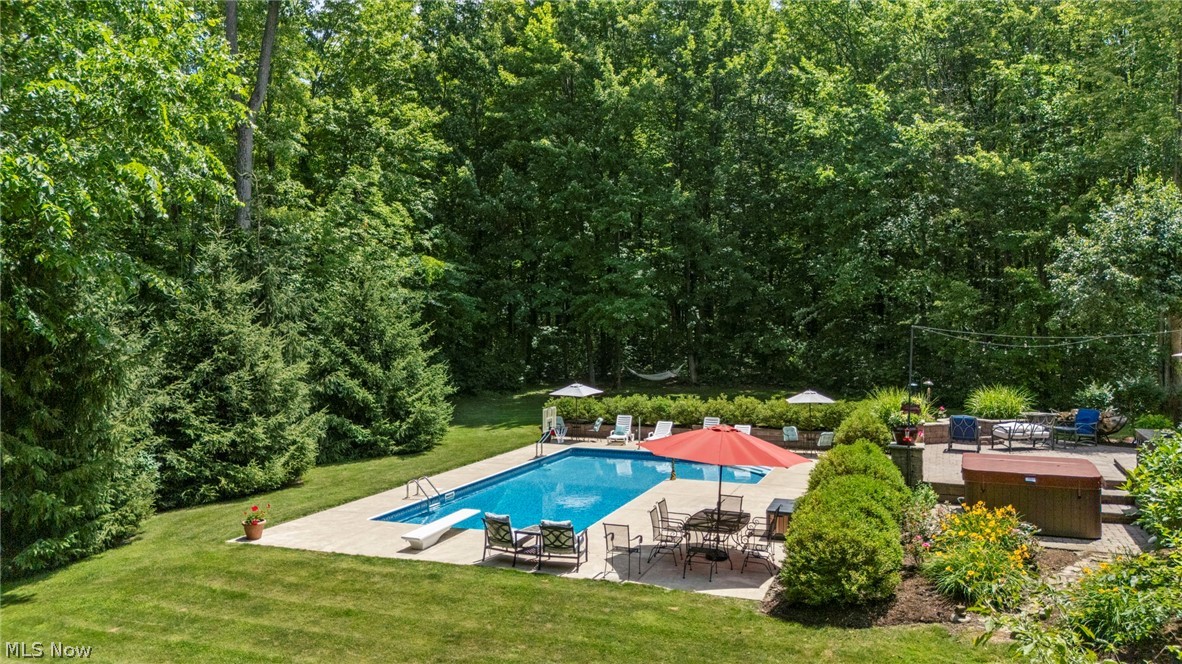 9305 Roryanna Drive Chardon OH 44024