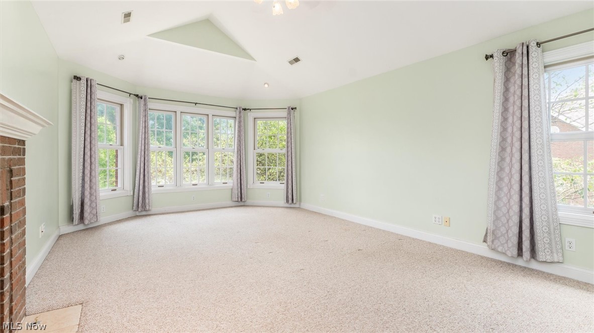 3168 Maple Creek Drive Zanesville OH 43701