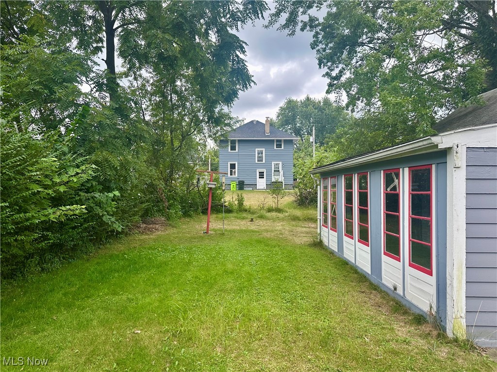 328 Oak Knoll Avenue Newton Falls OH 44444