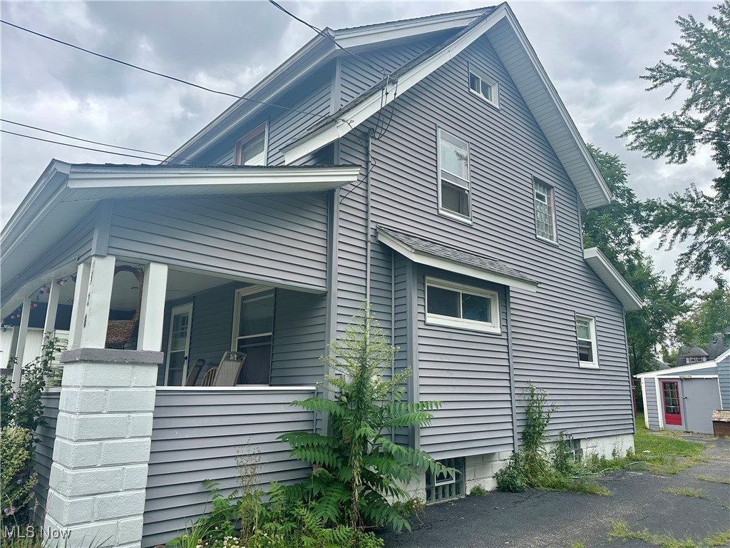 328 Oak Knoll Avenue Newton Falls OH 44444
