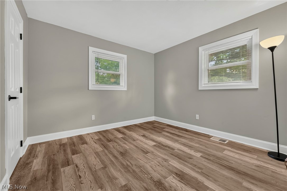 2514 Regentview Street NE Canton OH 44705
