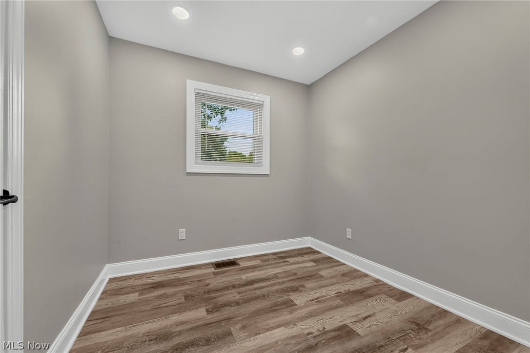 2514 Regentview Street NE Canton OH 44705