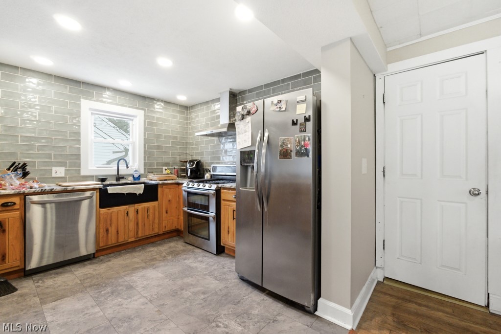 38306 Roselawn Avenue Willoughby OH 44094
