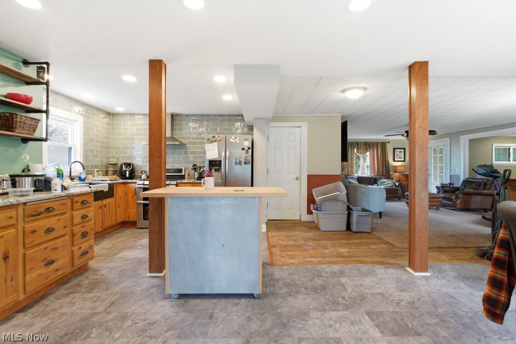 38306 Roselawn Avenue Willoughby OH 44094