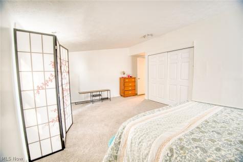 3665 Marcella Avenue Stow OH 44224