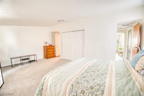 3665 Marcella Avenue Stow OH 44224