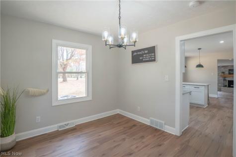12754 Chamberlain Road Aurora OH 44202