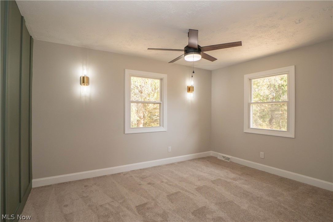 12754 Chamberlain Road Aurora OH 44202