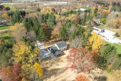 12754 Chamberlain Road Aurora OH 44202