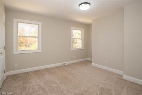 12754 Chamberlain Road Aurora OH 44202