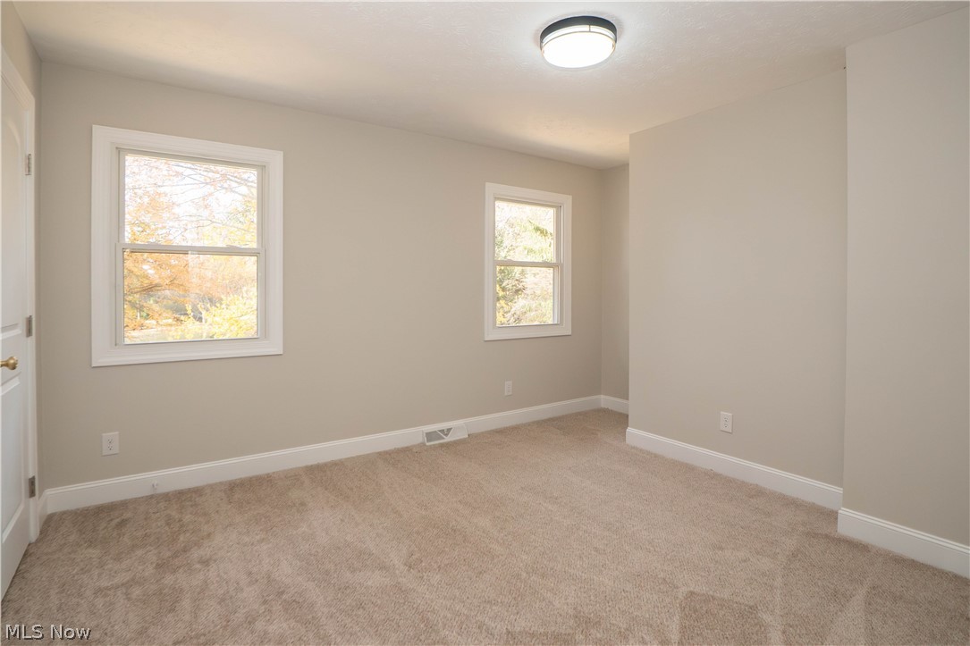 12754 Chamberlain Road Aurora OH 44202