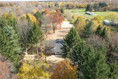 12754 Chamberlain Road Aurora OH 44202