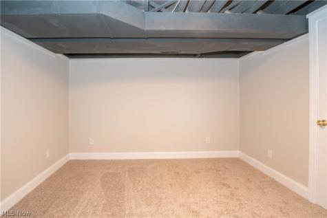 12754 Chamberlain Road Aurora OH 44202