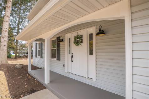 12754 Chamberlain Road Aurora OH 44202