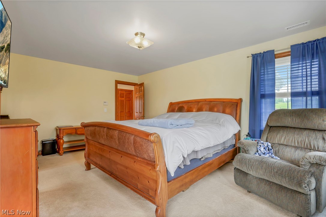 4000 Dillon Hills Drive Nashport OH 43830