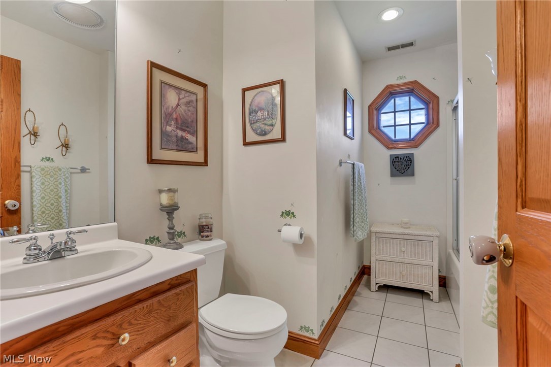 4000 Dillon Hills Drive Nashport OH 43830