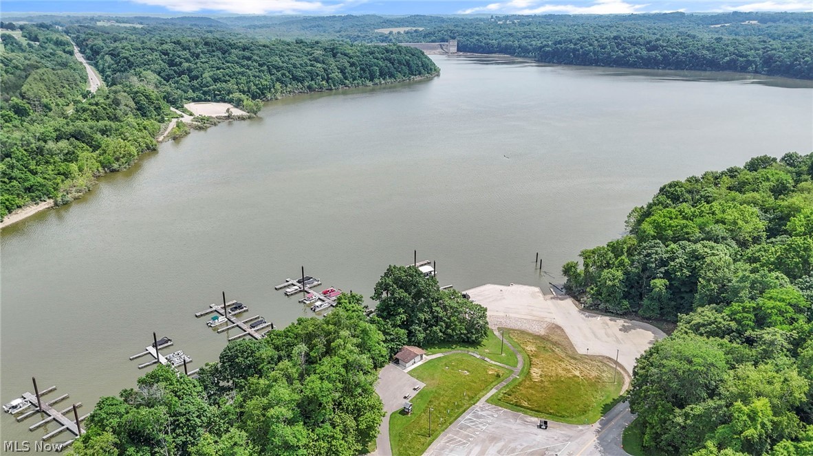 4000 Dillon Hills Drive Nashport OH 43830