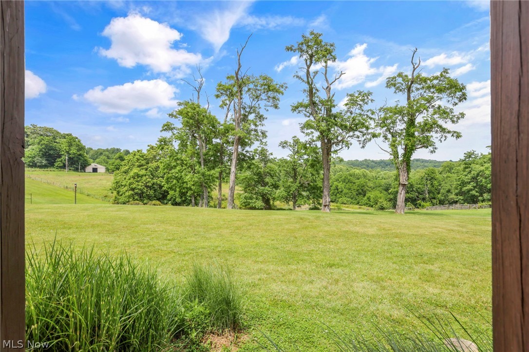 4000 Dillon Hills Drive Nashport OH 43830