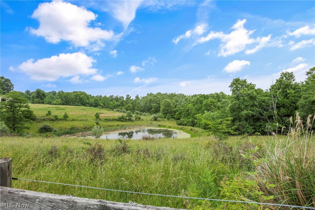 4000 Dillon Hills Drive Nashport OH 43830