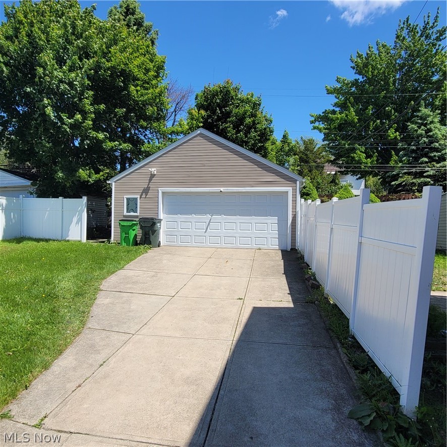 4739 E 88th Street Garfield Heights OH 44125