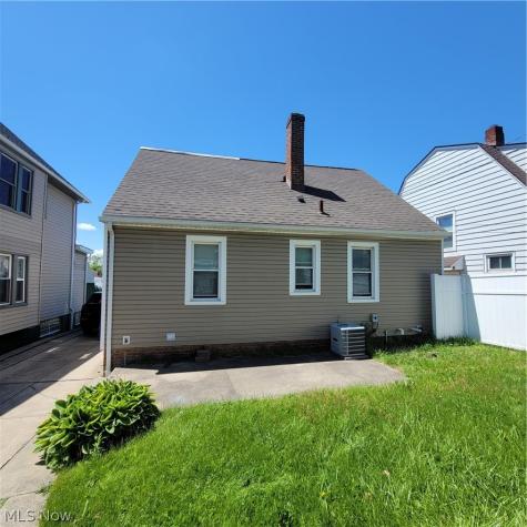 4739 E 88th Street Garfield Heights OH 44125