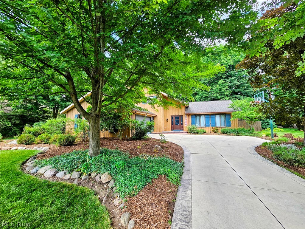 30020 Sequoia Trail Westlake OH 44145