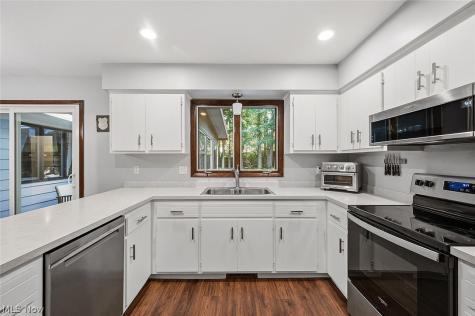 30020 Sequoia Trail Westlake OH 44145
