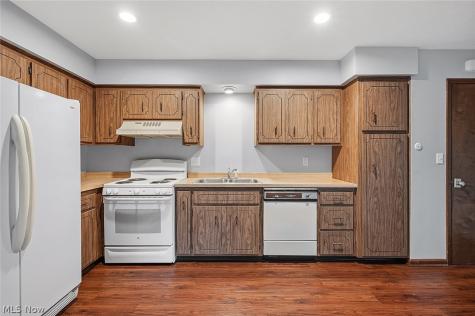 30020 Sequoia Trail Westlake OH 44145