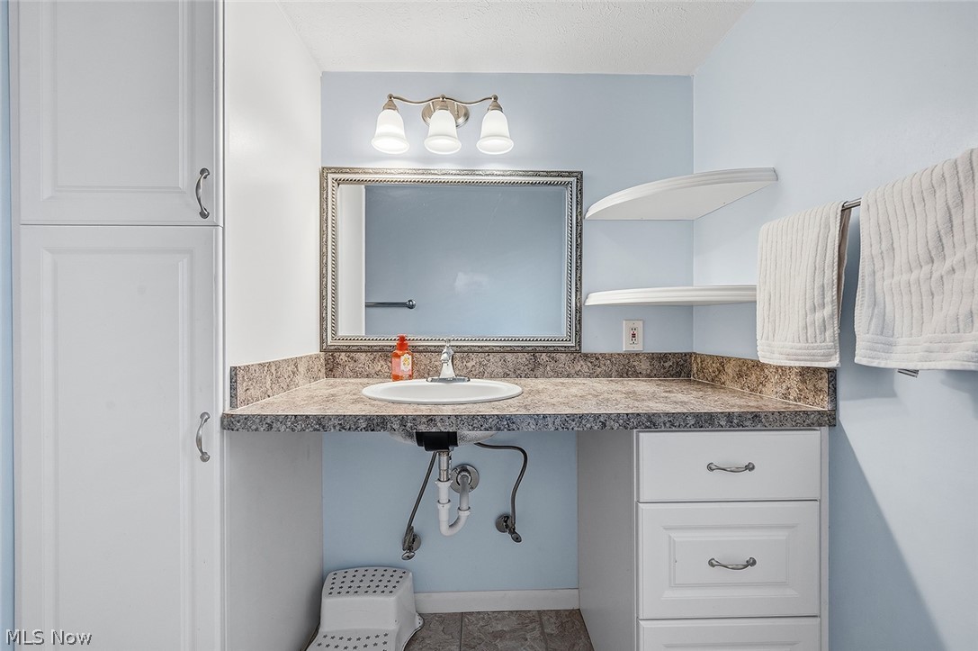30020 Sequoia Trail Westlake OH 44145