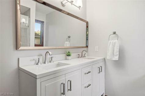 30020 Sequoia Trail Westlake OH 44145