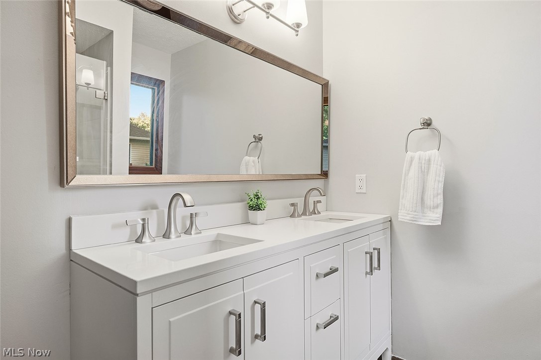 30020 Sequoia Trail Westlake OH 44145