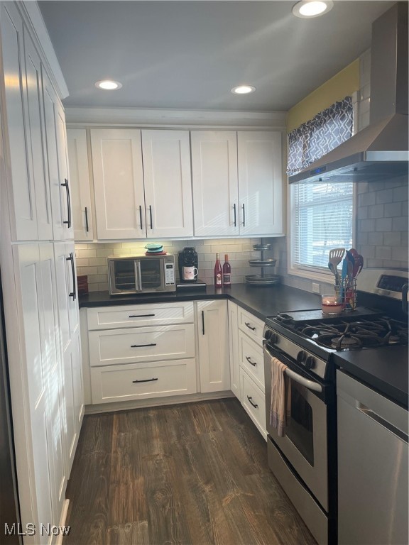 10193 Greenheath Drive Parma Heights OH 44130