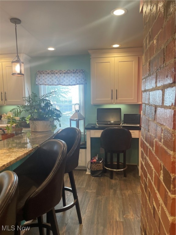 10193 Greenheath Drive Parma Heights OH 44130