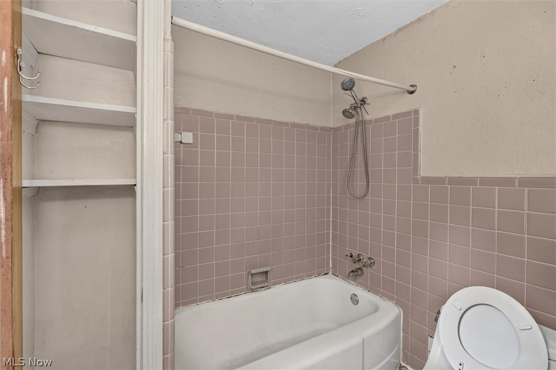 3971 Bluestone Road Cleveland Heights OH 44121