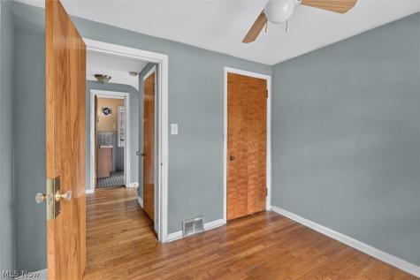3971 Bluestone Road Cleveland Heights OH 44121