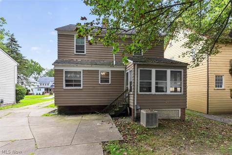 3971 Bluestone Road Cleveland Heights OH 44121