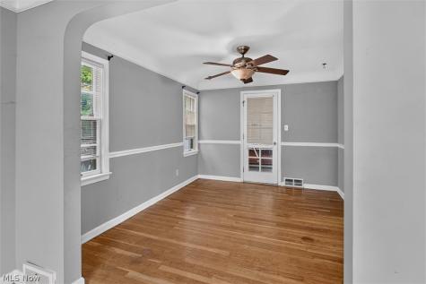 3971 Bluestone Road Cleveland Heights OH 44121